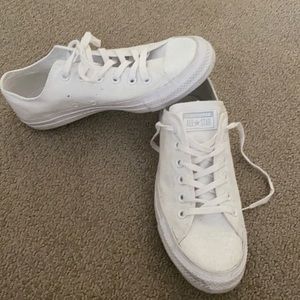 Converse chuck taylor with sparkle toe